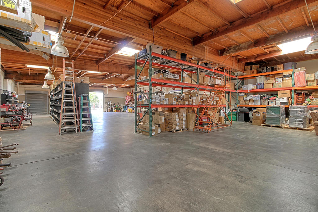 2075 Knoll Drive Property Photo 27