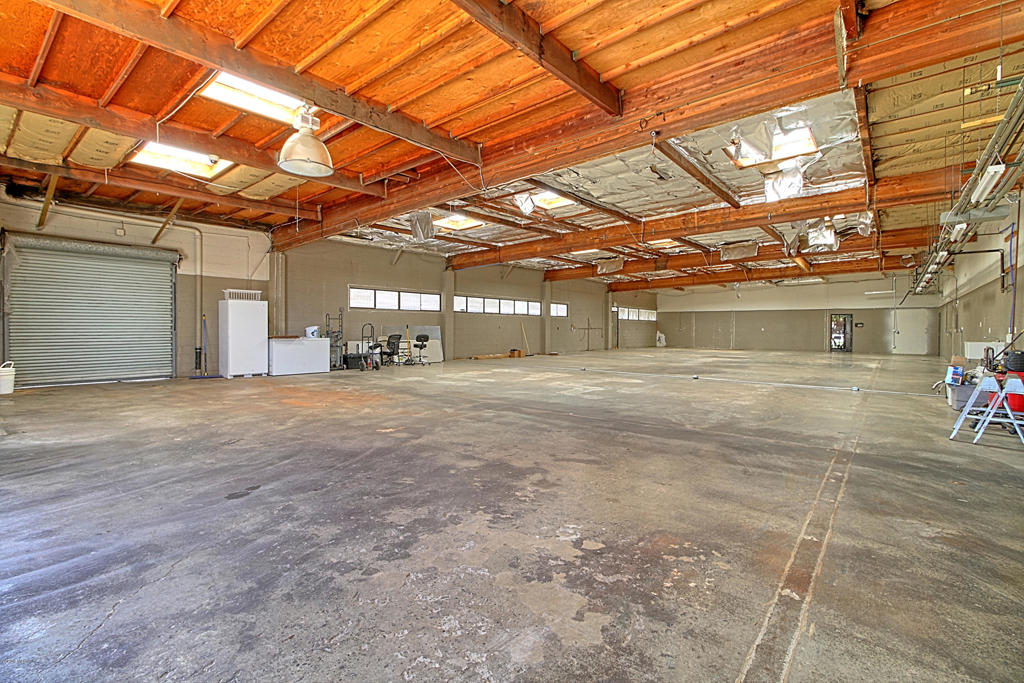 2075 Knoll Drive Property Photo 29