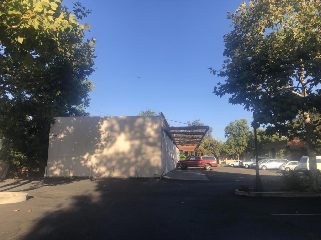 996 E Ojai Avenue E Property Photo 2