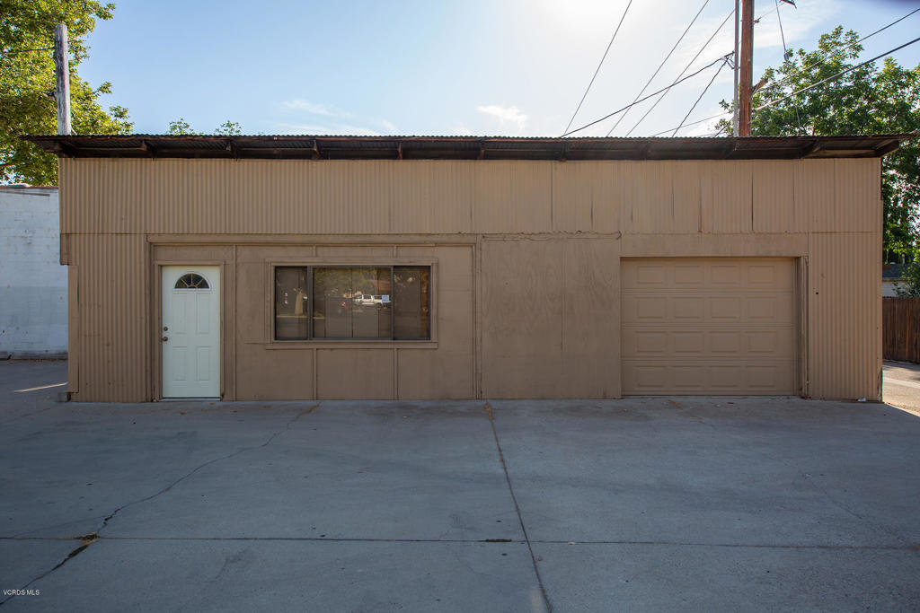952 E Ojai Avenue Property Photo 3