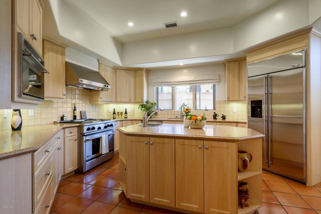 203 S Montgomery Street Property Photo 15