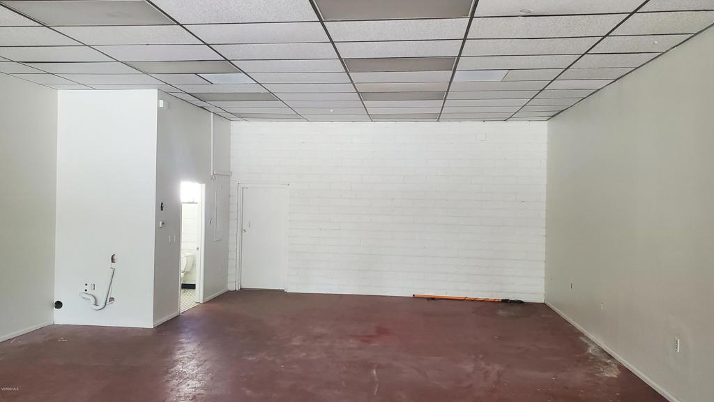 596 Mobil Avenue C Property Photo 4