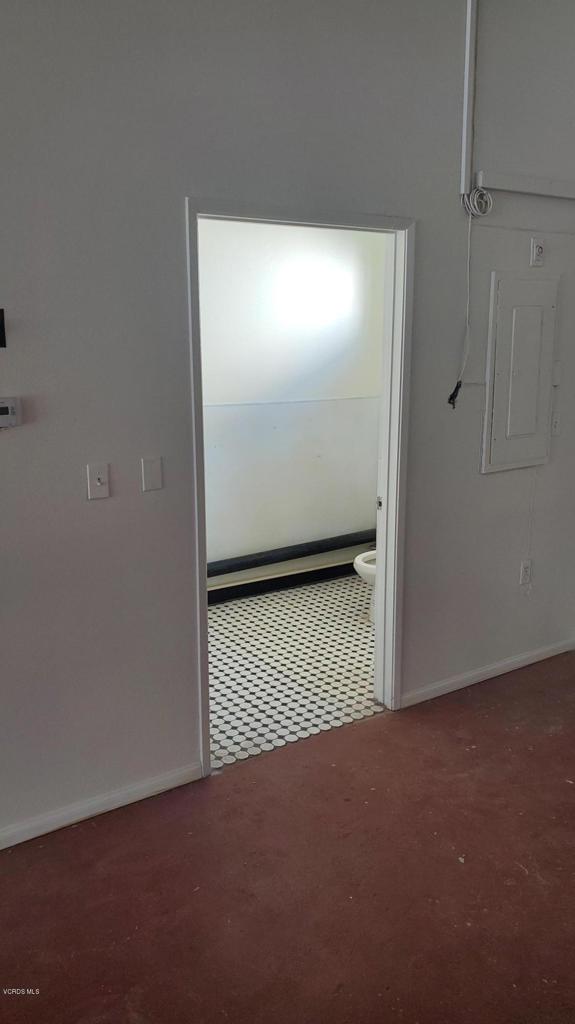 596 Mobil Avenue C Property Photo 6