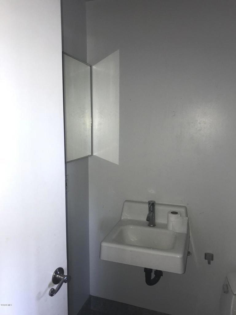 1725 E Thompson E Property Photo 13