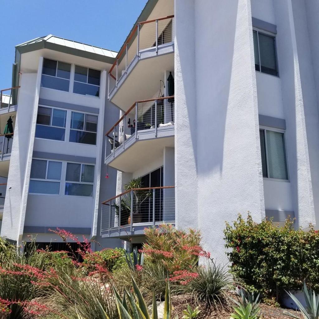 220017041SD Property Photo 6