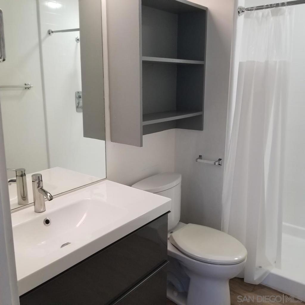 220017041SD Property Photo 19