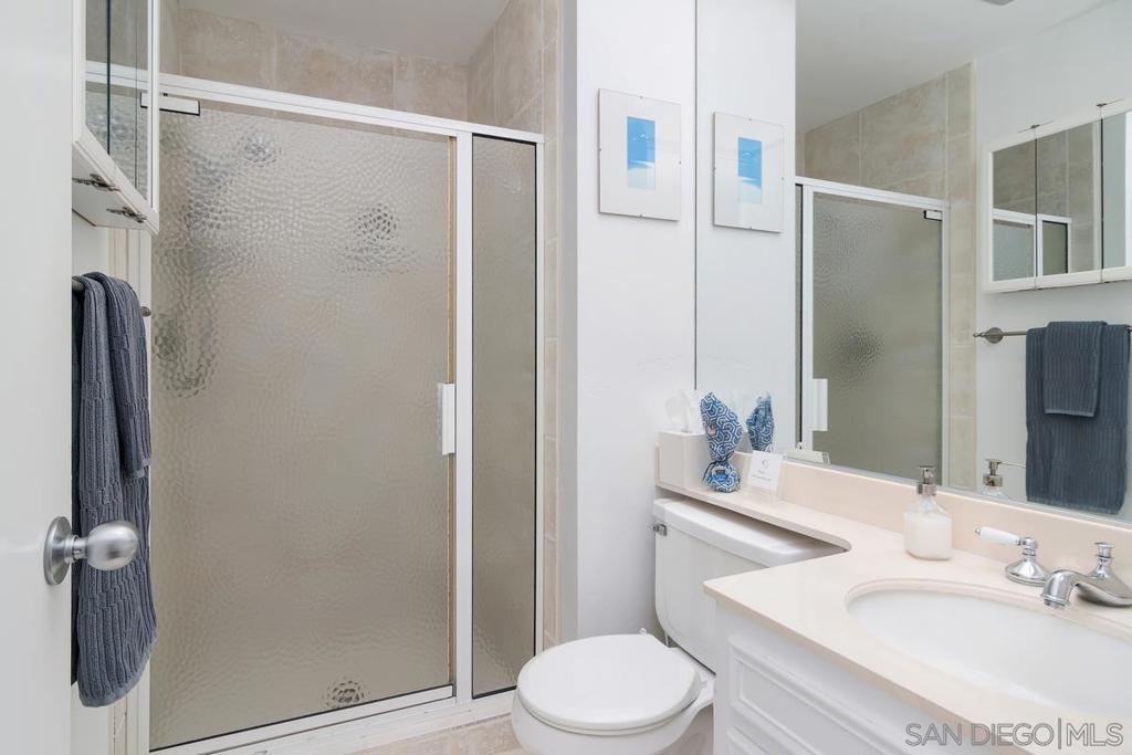 303 Coast 6 Property Photo 14