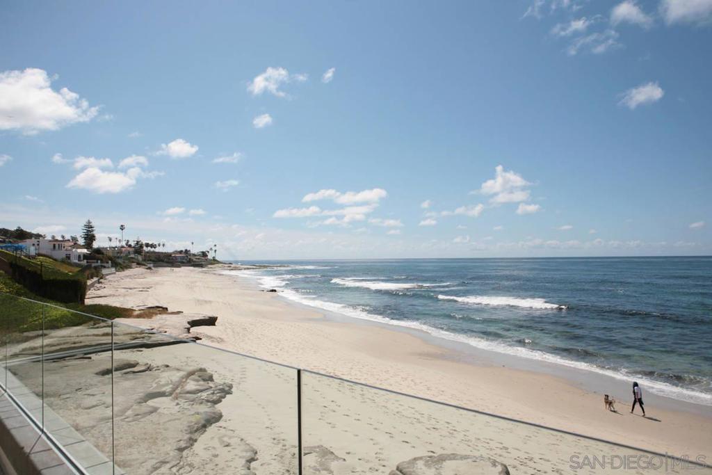 303 Coast 6 Property Photo 15
