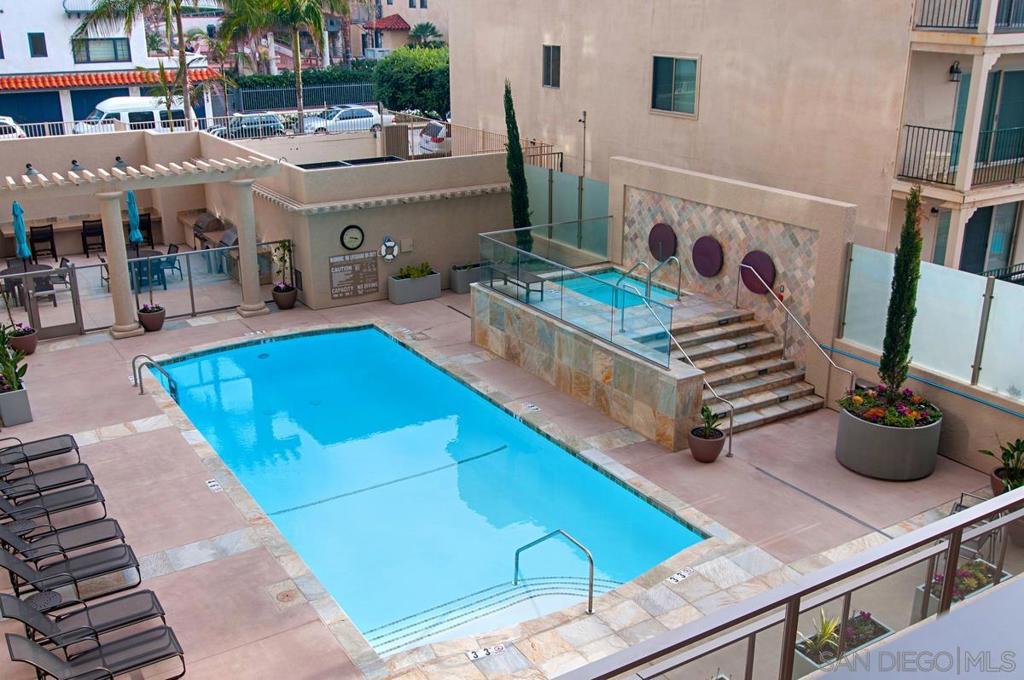 939 Coast Lb Property Photo 13
