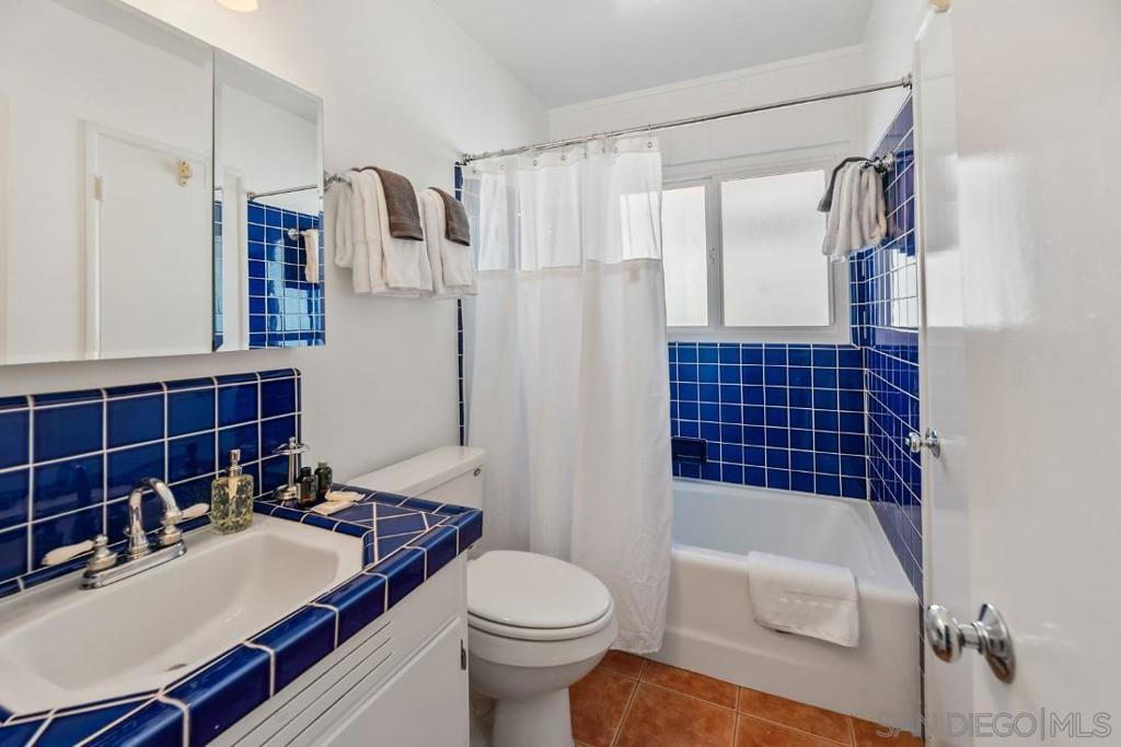 8373 El Paseo Grande Property Photo 39
