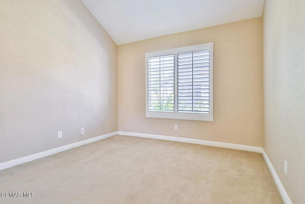 630 Kingswood Lane F Property Photo 14