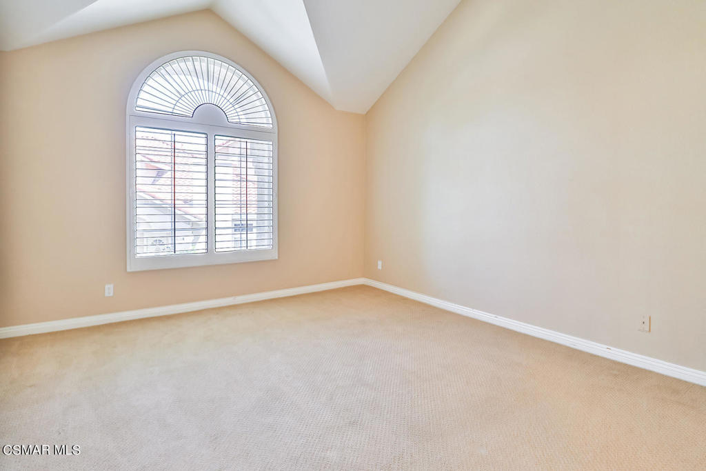 630 Kingswood Lane F Property Photo 22