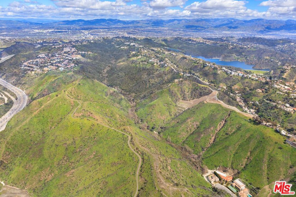 1 Senderos Canyon Property Photo 3