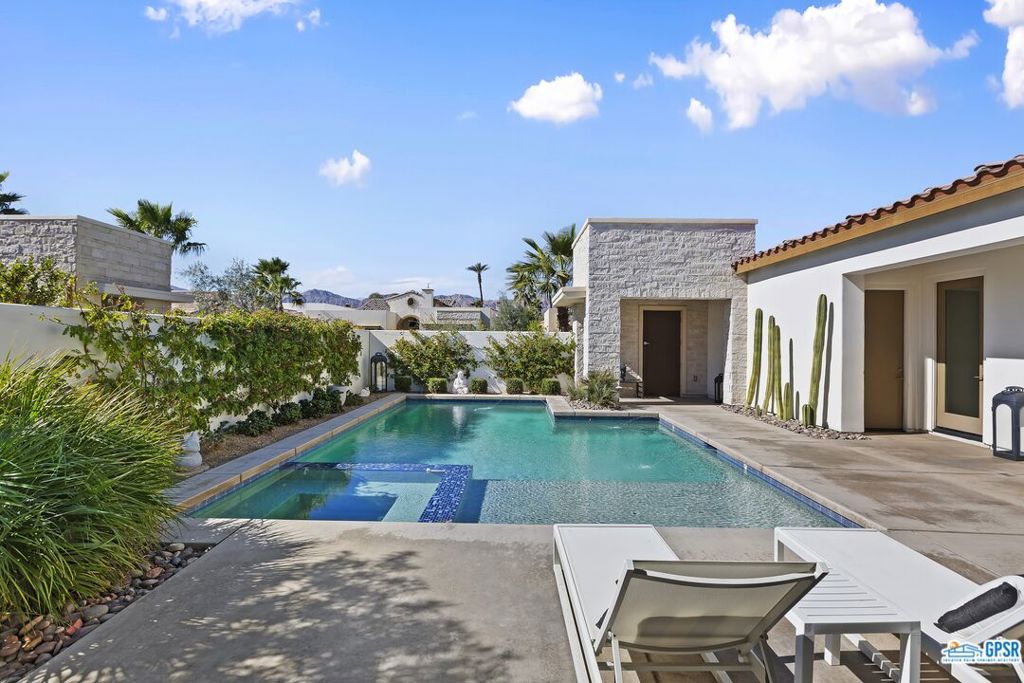 50888 Cereza Property Photo 6