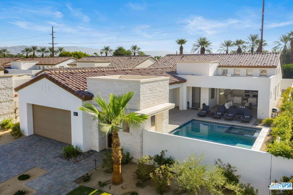 50888 Cereza Property Photo 47