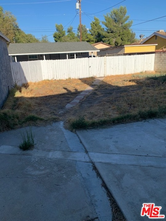 44606 Date Avenue Property Photo 2