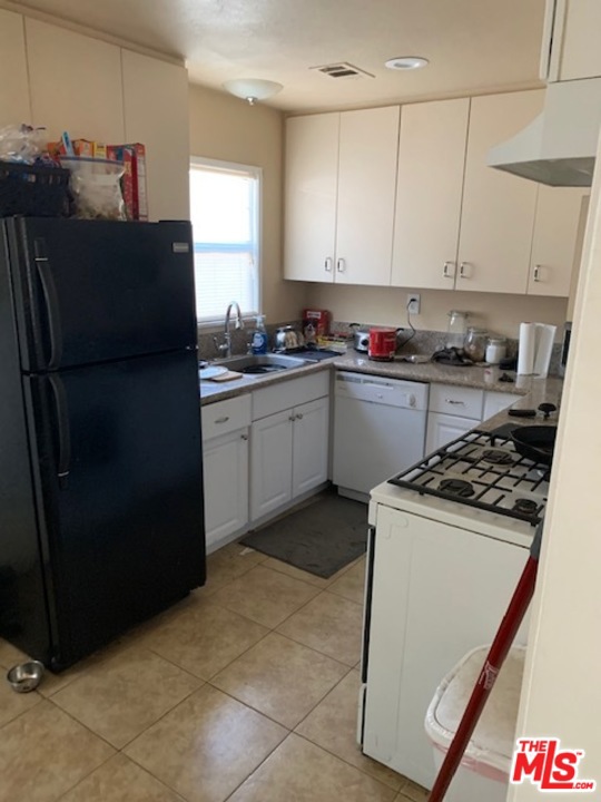 44606 Date Avenue Property Photo 4