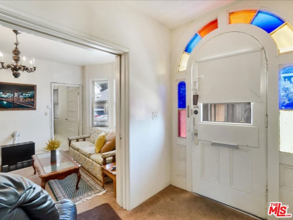 2057 Emerson Street Property Photo 4