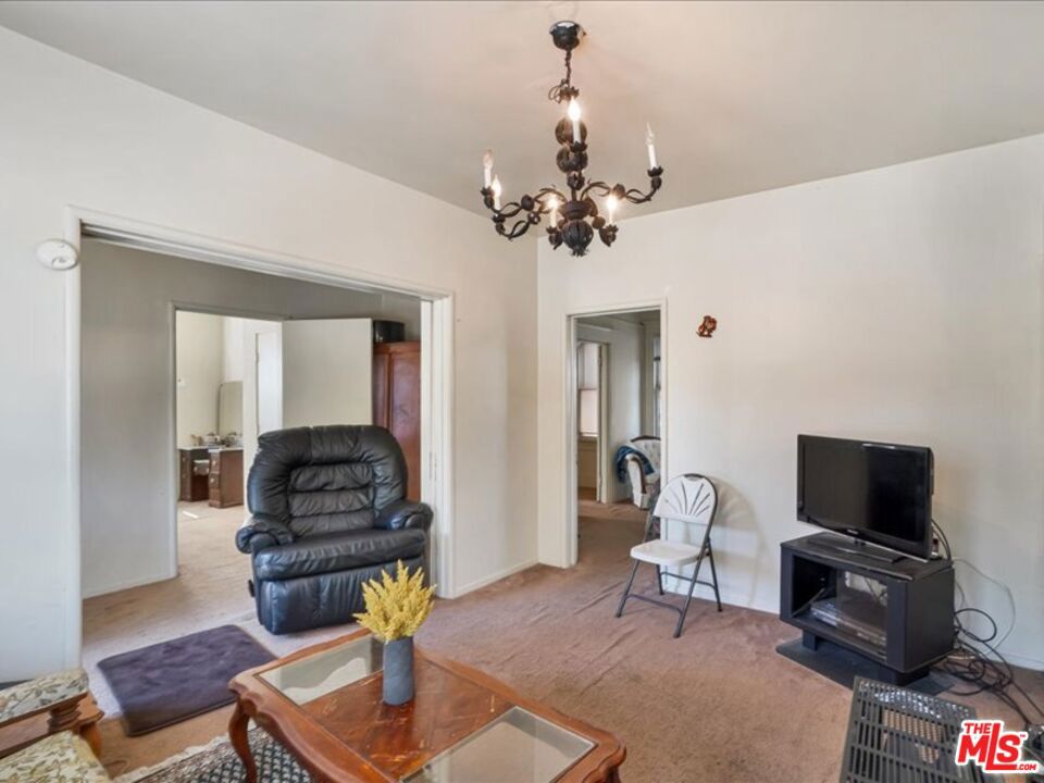 2057 Emerson Street Property Photo 6