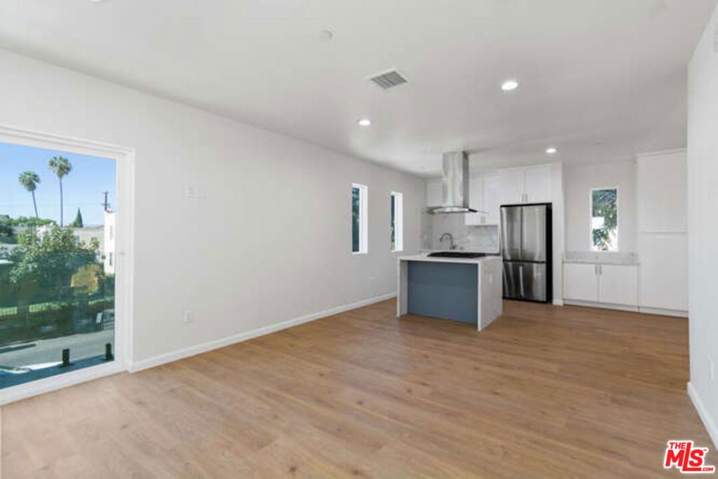 2636 Virginia Road Property Photo 11