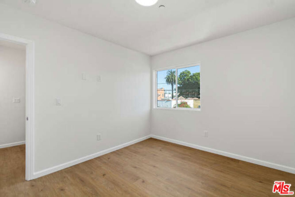 2636 Virginia Road Property Photo 18