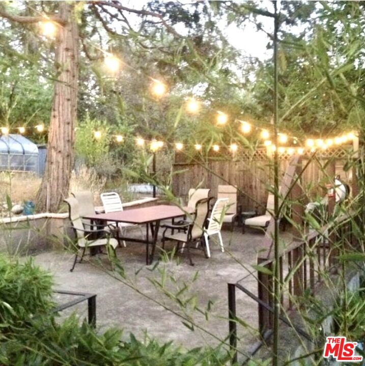 2985 Clay Street Property Photo 22