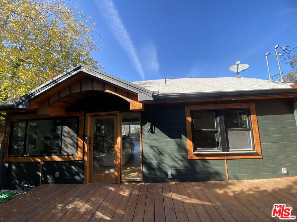 1801 Lucile Avenue Property Photo 1
