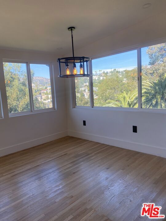 1801 Lucile Avenue Property Photo 8
