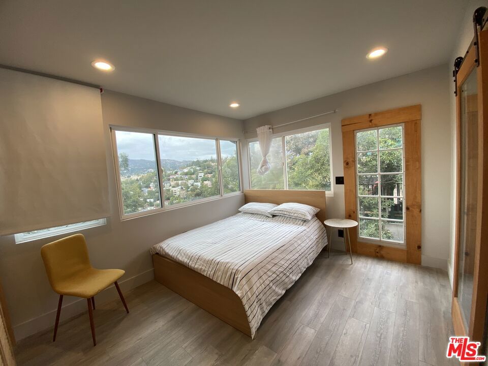 1801 Lucile Avenue Property Photo 13