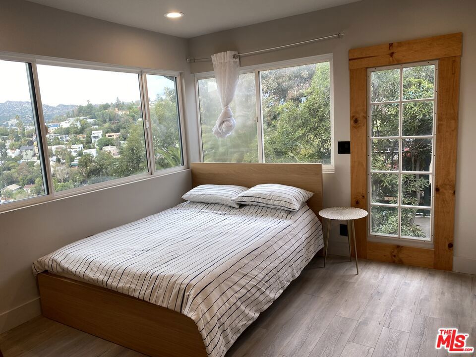 1801 Lucile Avenue Property Photo 15