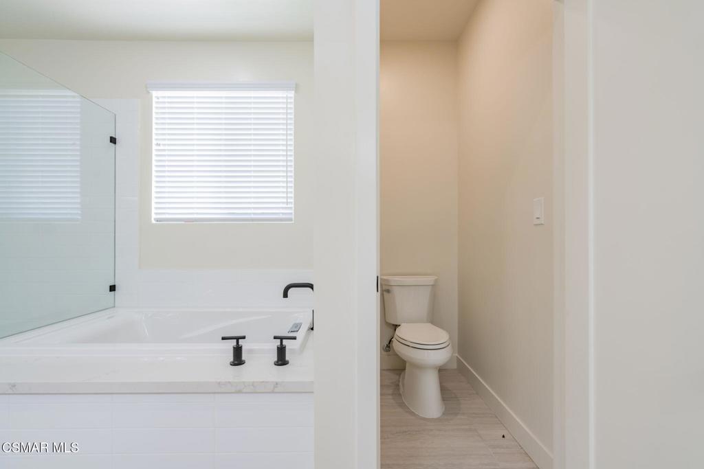 4683 Summit Avenue Property Photo 50