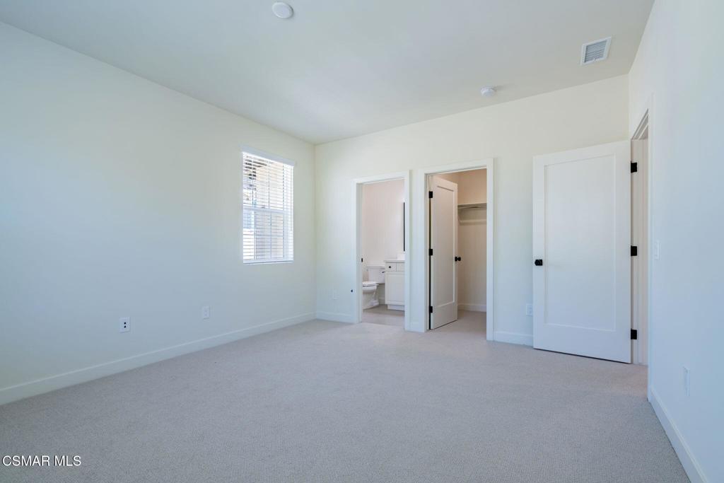 4683 Summit Avenue Property Photo 53