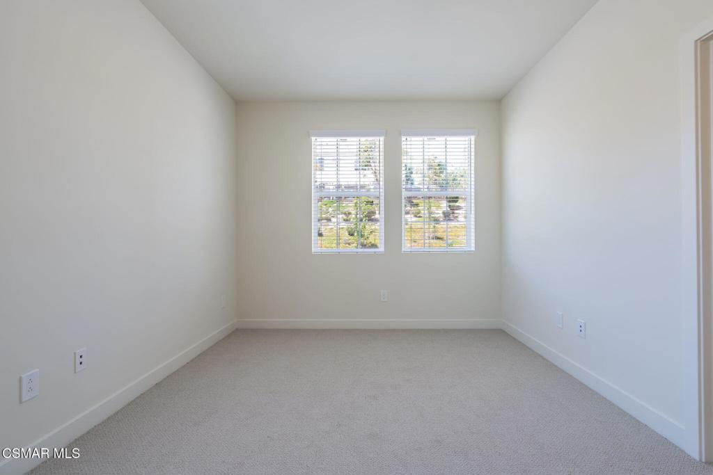 4683 Summit Avenue Property Photo 63