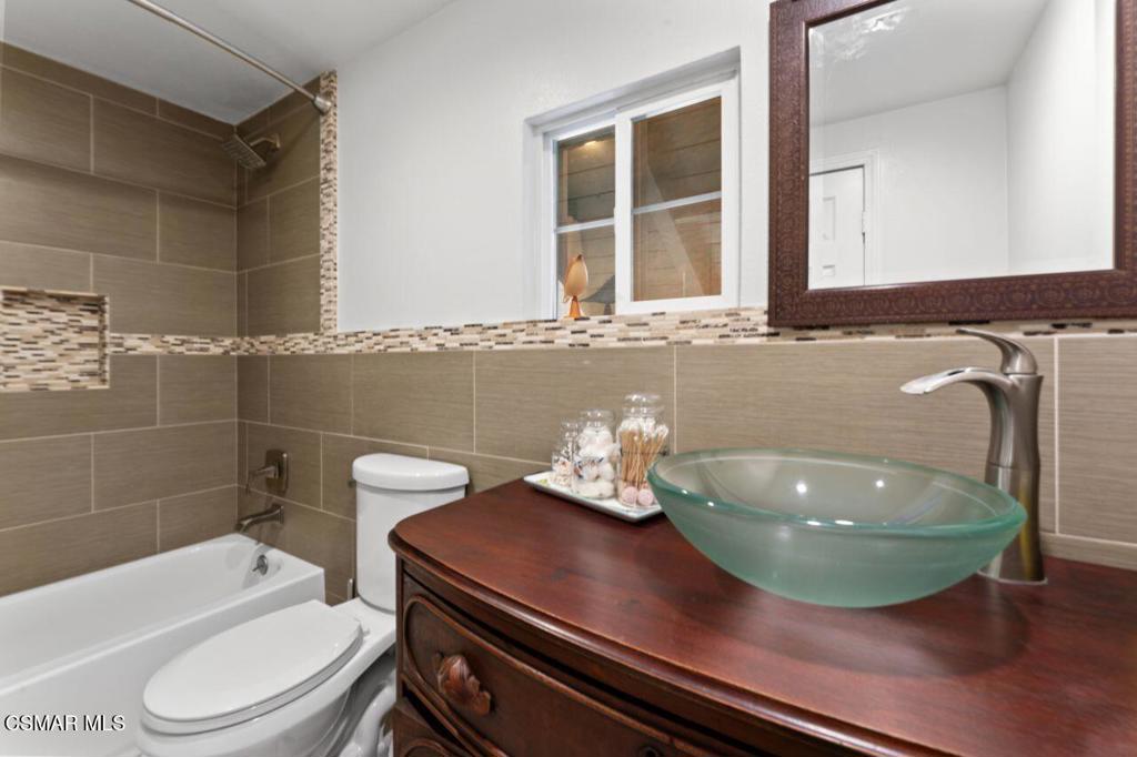 2261 Chesterton Street Property Photo 24
