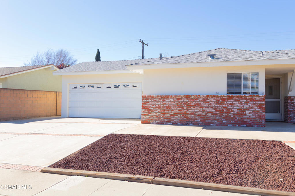 291 Dorena Drive Property Photo 3