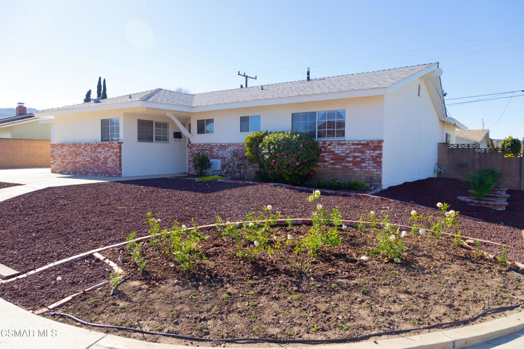 291 Dorena Drive Property Photo 4