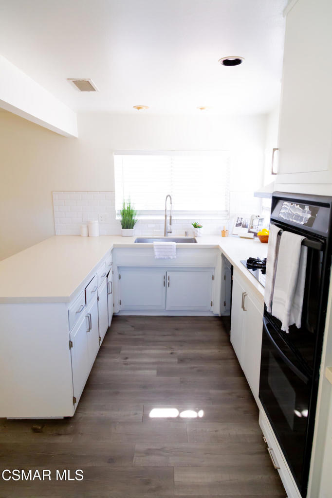 291 Dorena Drive Property Photo 8