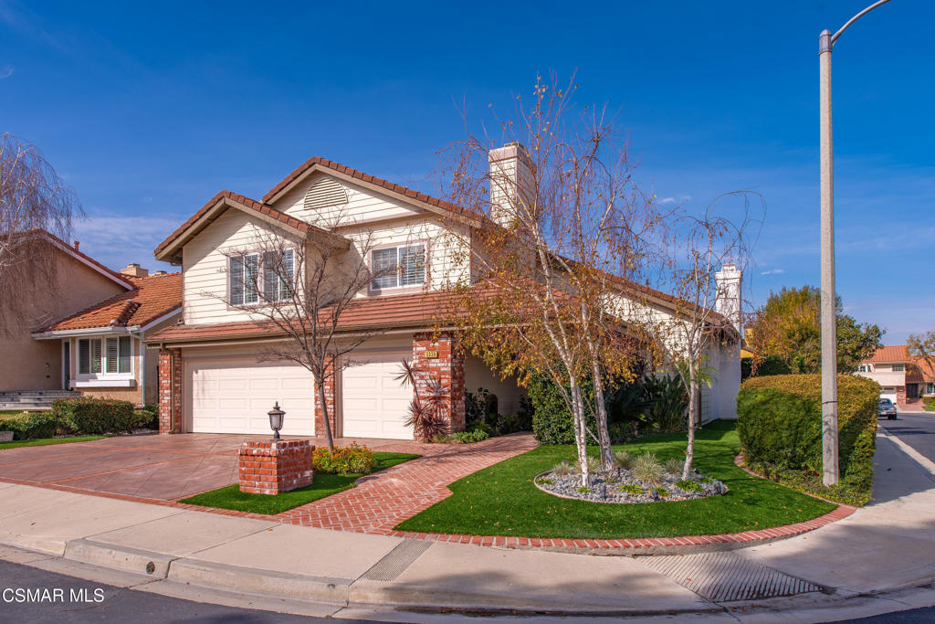 3339 Baccarat Street Property Photo 1