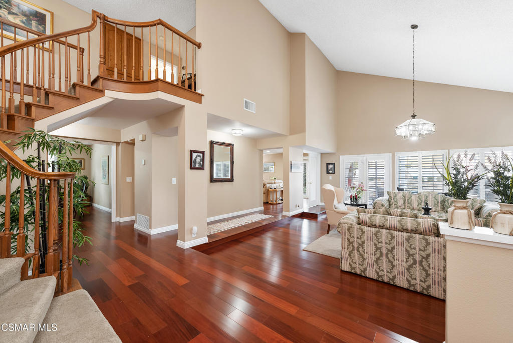 3339 Baccarat Street Property Photo 4