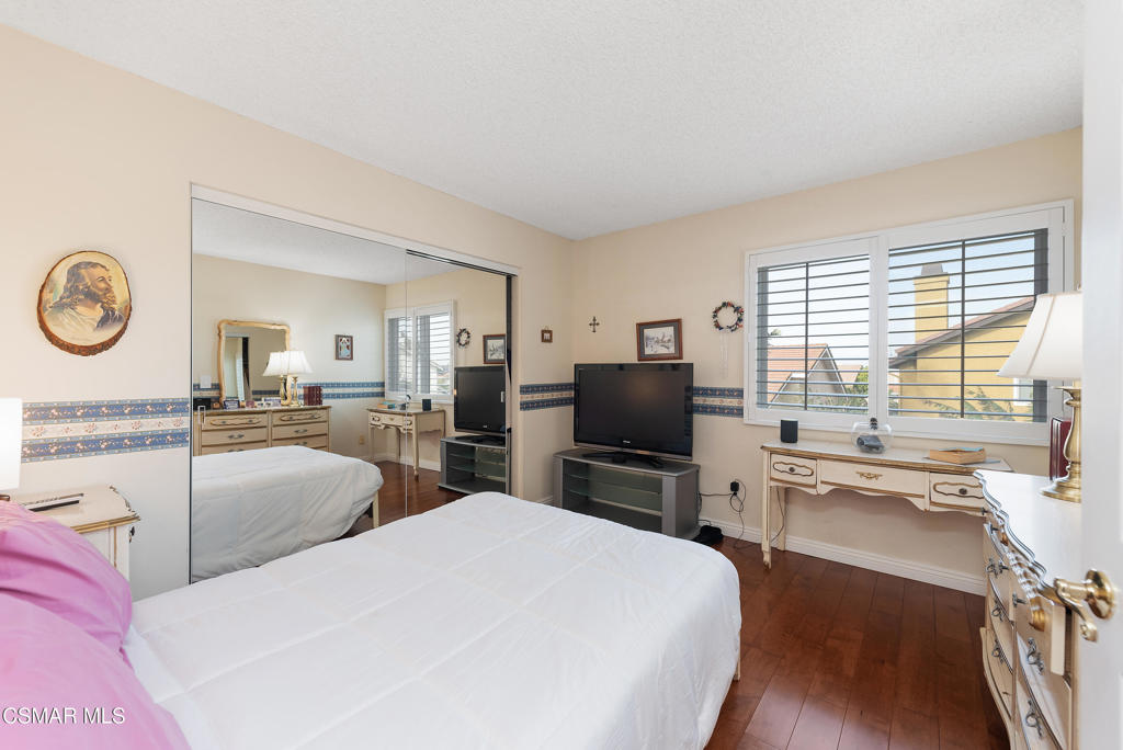 3339 Baccarat Street Property Photo 20