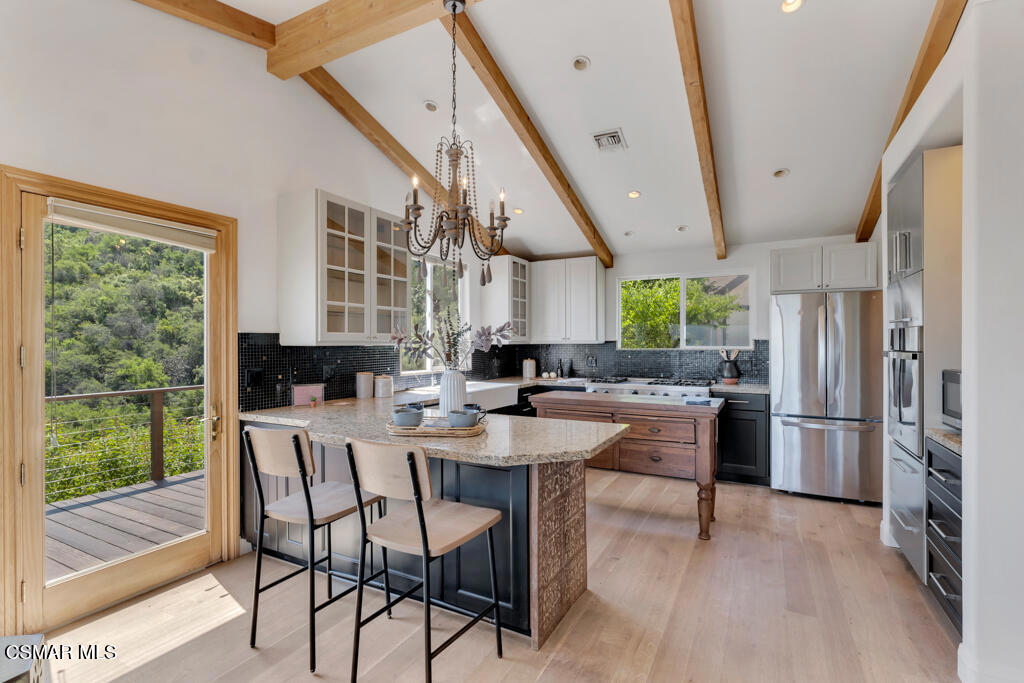 14975 Yerba Buena Road Property Photo 13