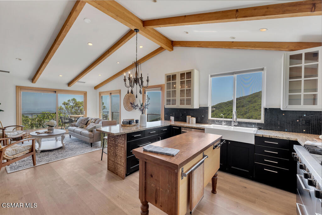 14975 Yerba Buena Road Property Photo 15