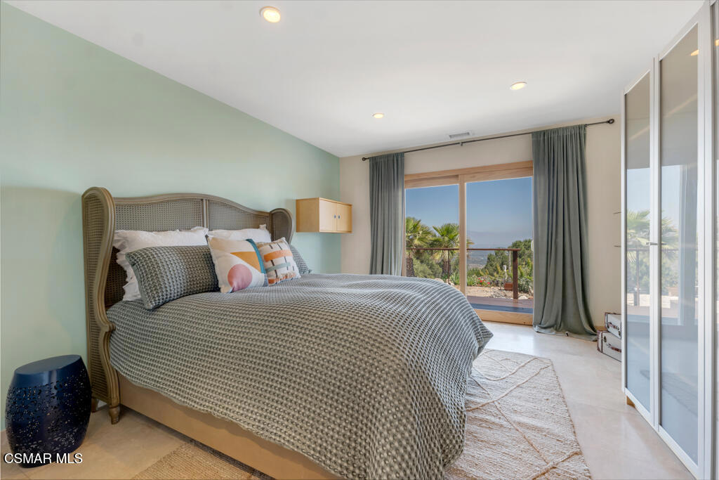 14975 Yerba Buena Road Property Photo 24