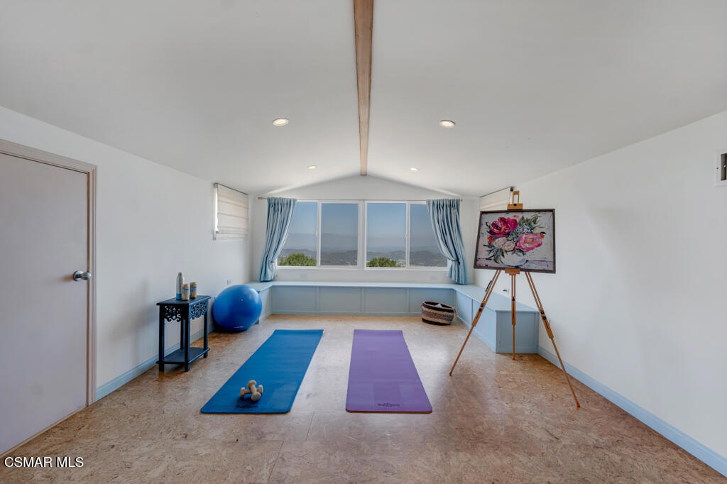 14975 Yerba Buena Road Property Photo 26