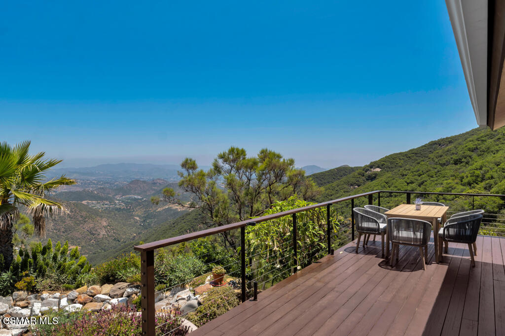 14975 Yerba Buena Road Property Photo 31