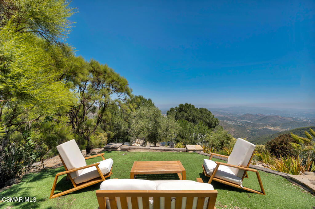 14975 Yerba Buena Road Property Photo 37