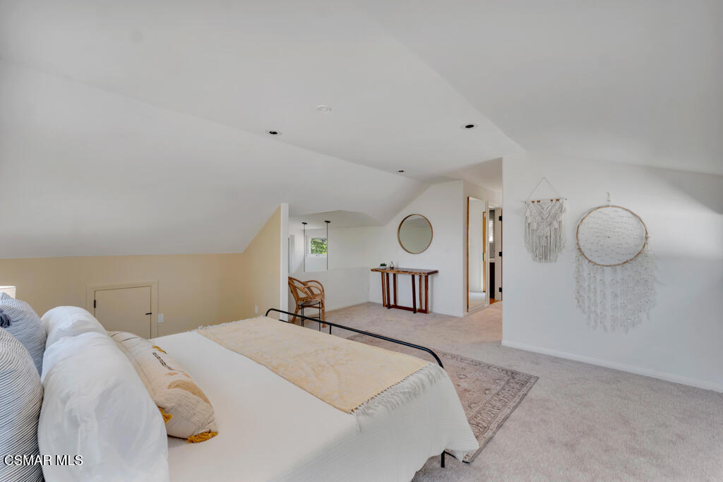 14975 Yerba Buena Road Property Photo 54