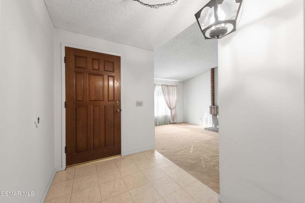 10646 Ring Avenue Property Photo 8