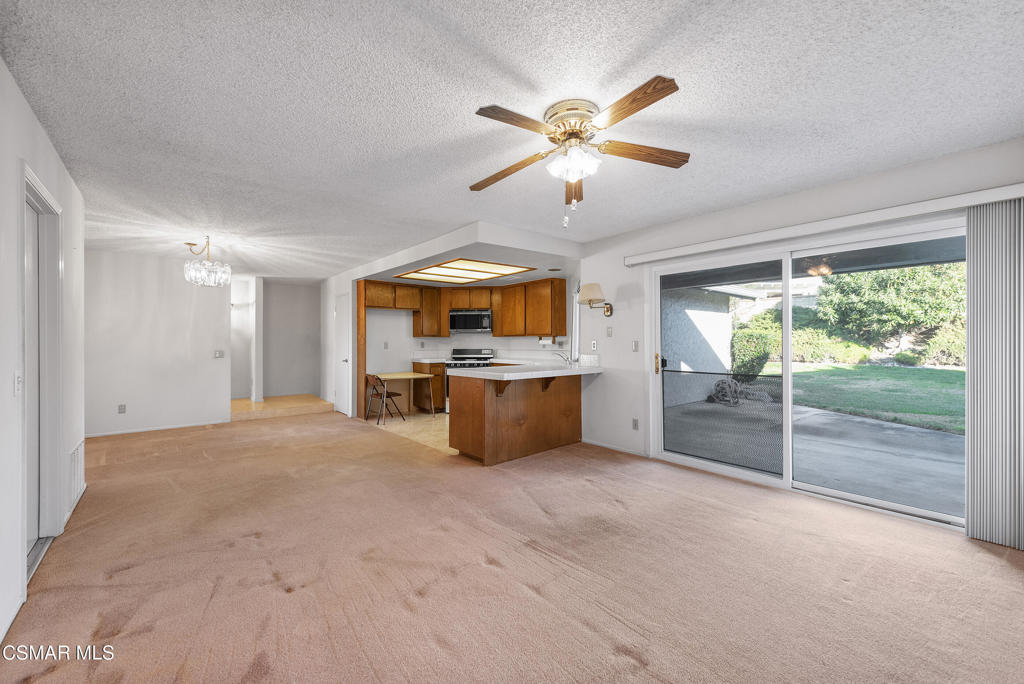 10646 Ring Avenue Property Photo 13