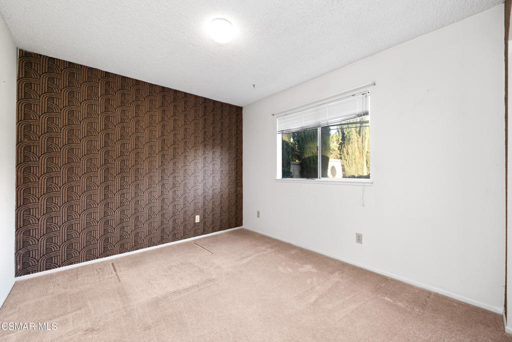 10646 Ring Avenue Property Photo 17